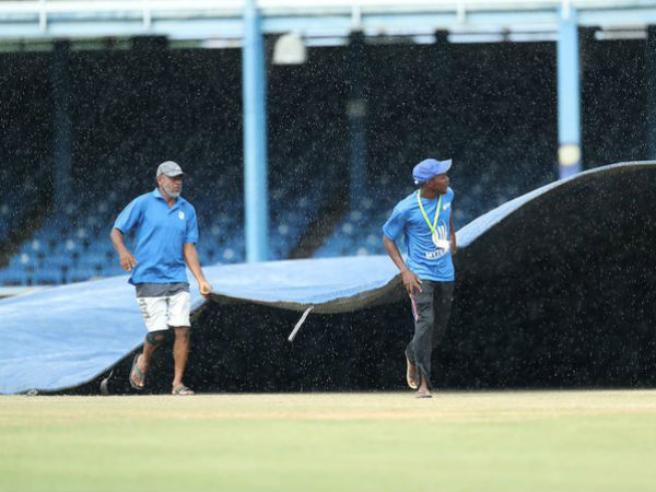 போட்டி தடை