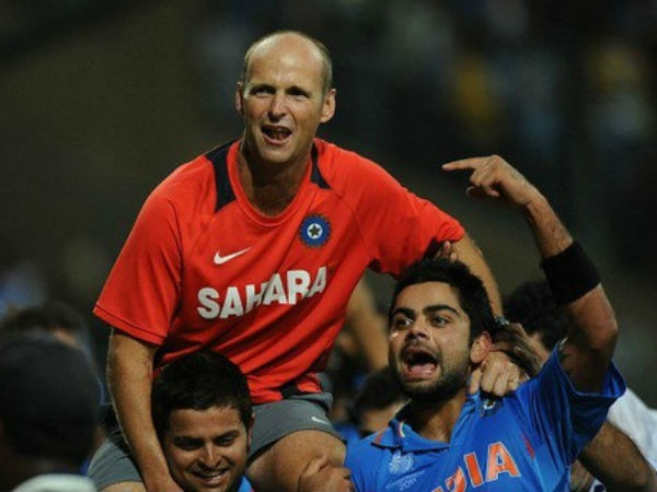 பயிற்சியாளராக நியமனம் 