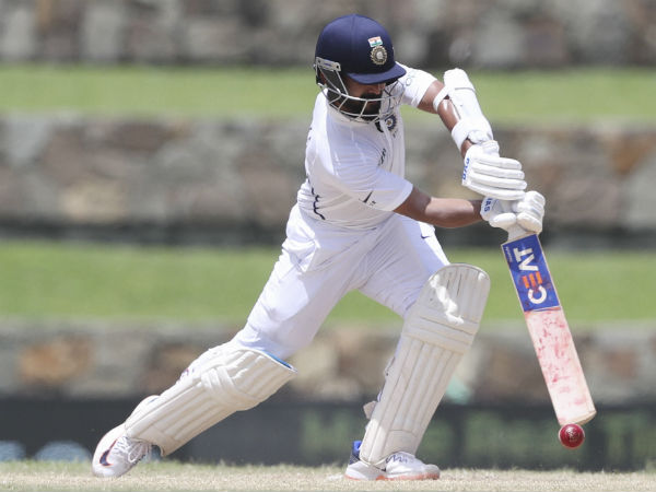 வெ.இண்டீஸ் முதல் இன்னிங்க்ஸ் 