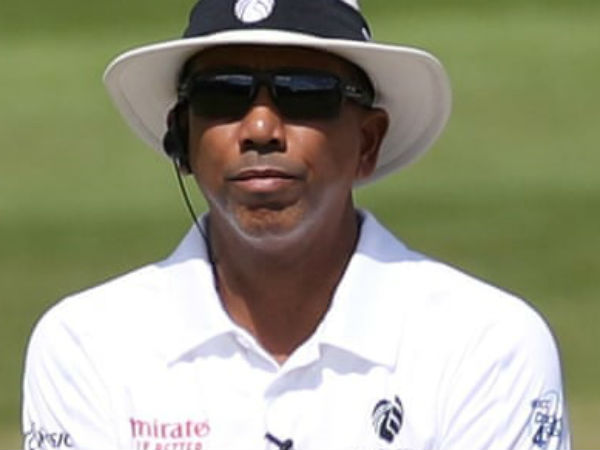 குருட்டு அம்பயர் 