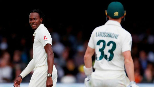 அடியை போட்ட ஆர்ச்சர் 