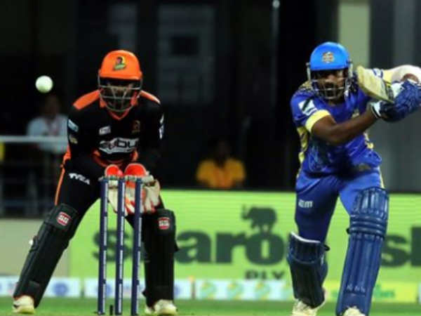 விக். வீழ்ச்சி 