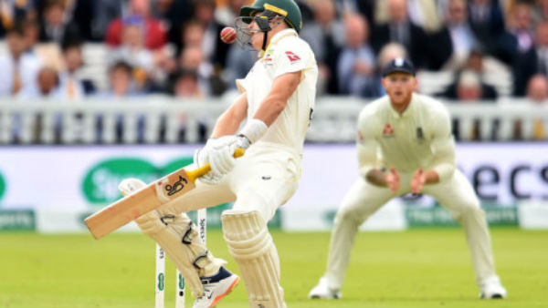 2வது பந்தில் அடி 