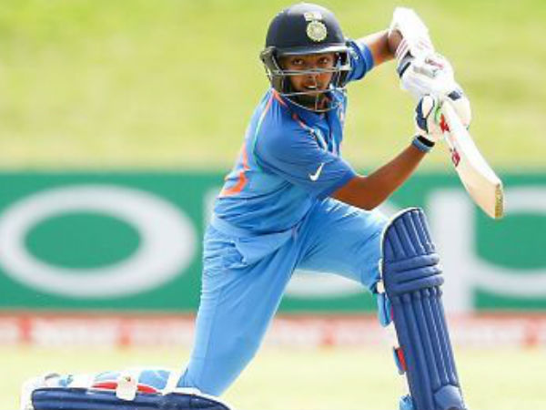 கீரின் அணி வீரர்கள் 