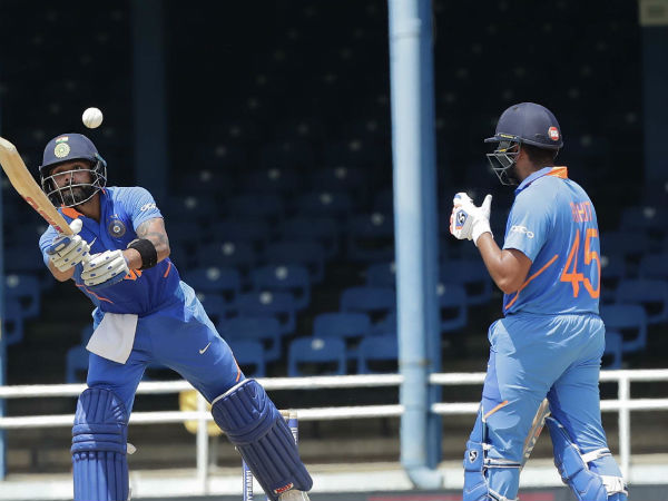 புவனேஸ்வர் என்ன சொன்னார்?