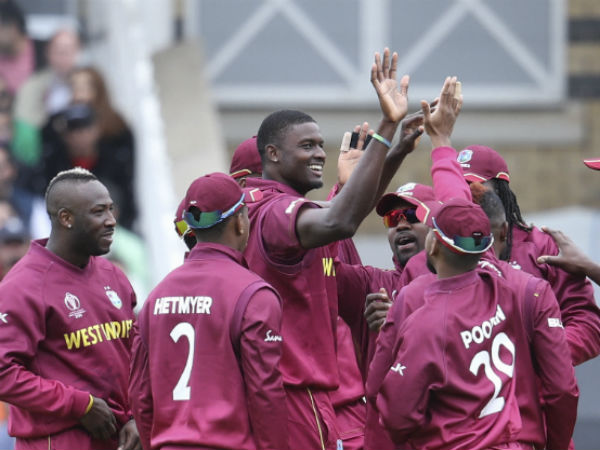 ரசிகர்கள் விருந்து 