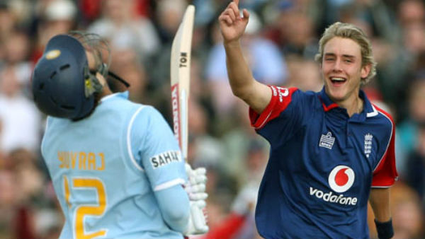 பிளின்டாப் வீசிய 17வது ஓவர்