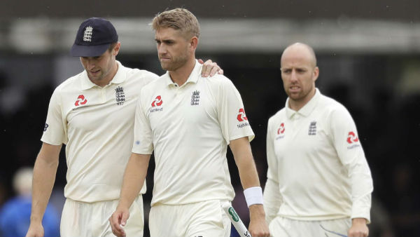 கேள்வி எழுப்பினர்