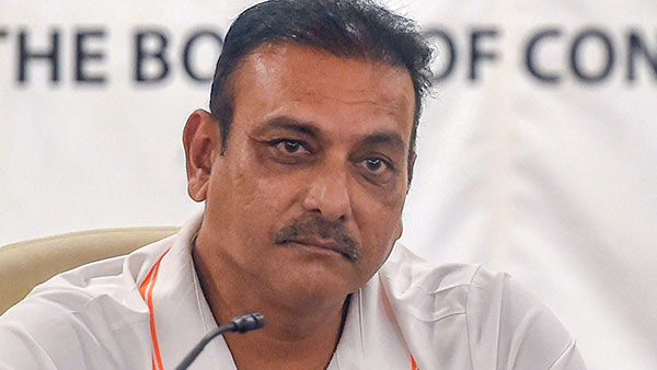 ரசிகர்கள் அர்ச்சனை 