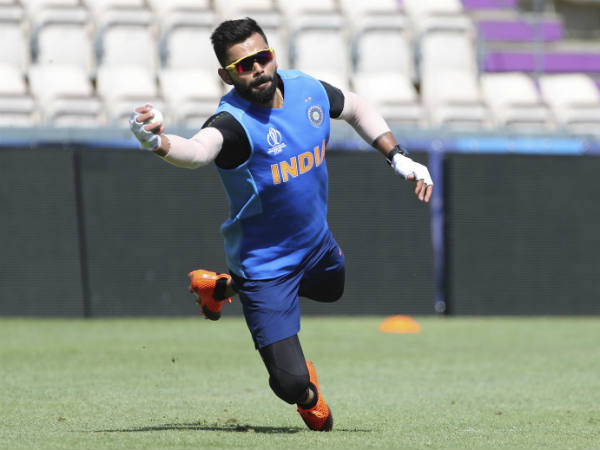 ரசிகர்கள் புகைச்சல் 