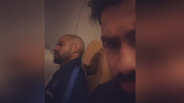 என்ன செய்தார் தவான்?