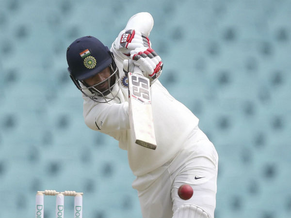 அதிக ரன்கள் எடுத்தார் 