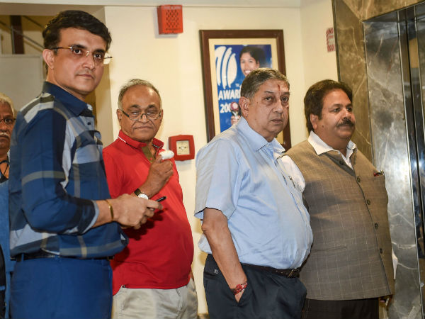 தலைவராகும் கங்குலி 