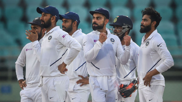 இந்திய மண்ணில் சிக்ஸ்