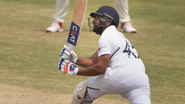 சேவாக் ஆட்டம்