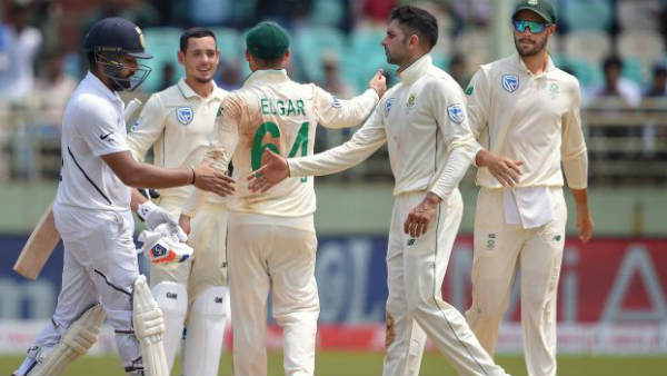 முதல் இன்னிங்க்ஸ் ஆட்டம்