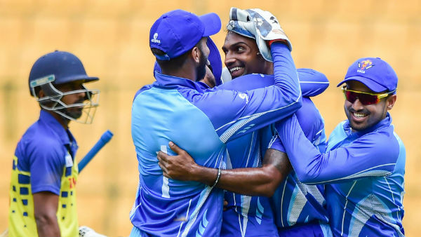 மழையால் தடை 