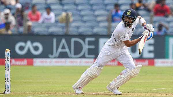 7 இரட்டை சதம் 