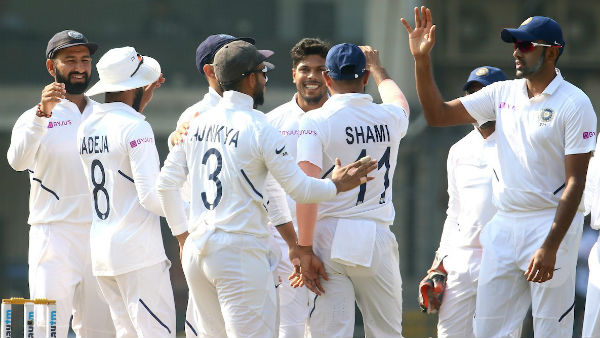 மின்னும் ஹவுரா பாலம் 