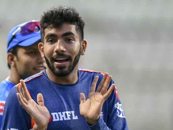 தனித்துவமான பந்துவீச்சு