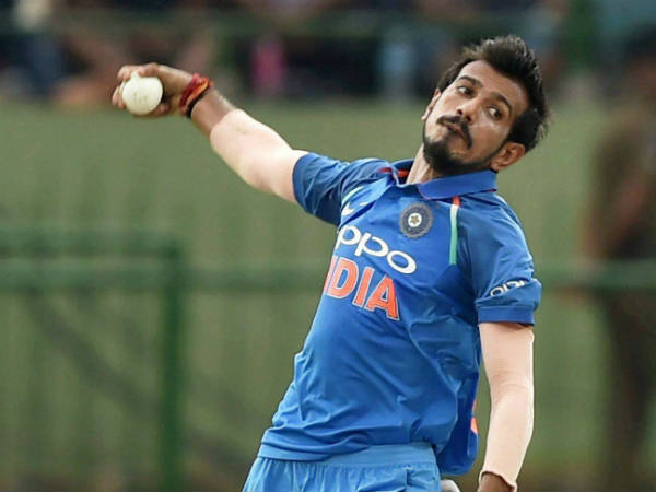 சிறப்பான பந்துவீச்சு 