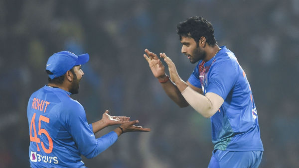 பிரபலம்