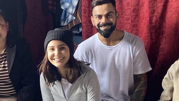 அனுஷ்கா, விராட் டிவீட் 