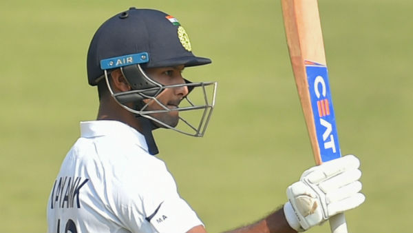  8 டெஸ்ட் போட்டிகளில் ரன்கள் குவிப்பு 