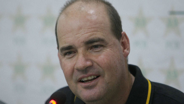  முகமது அப்பாஸ் விளையாடி இருக்கவேண்டும் 