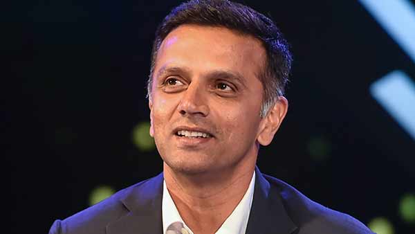  தேசிய கிரிக்கெட் அகாடமியின் தலைவர் 