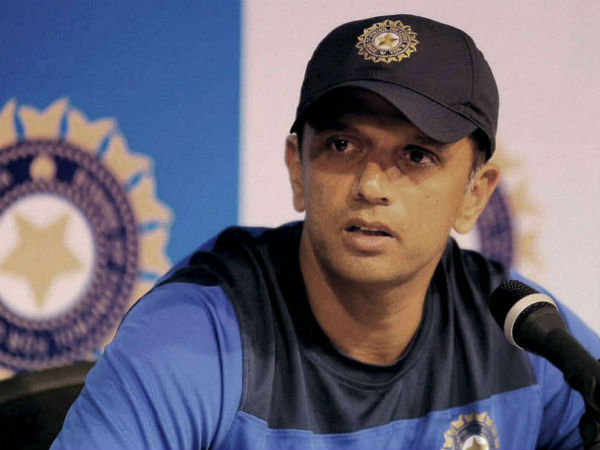  வழிகாட்டிய ராகுல் டிராவிட் 