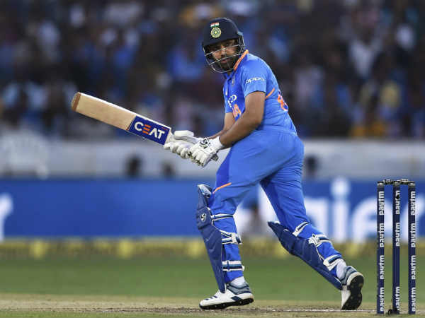 ரோஹித் சதம்