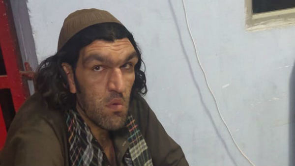 காவல்துறையை நாடினார் காவல்துறையை நாடினார்