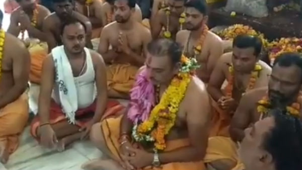 ரவி சாஸ்திரி பூஜை