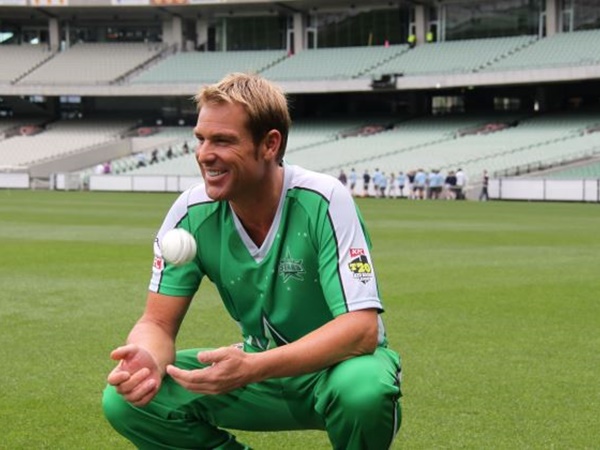 நோஸ்கட் தந்தார்