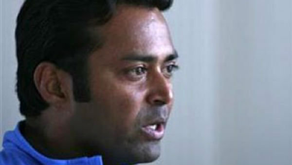 44 டேவிஸ் கோப்பைகள் வெற்றி 