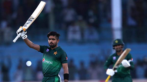 பகலிரவு போட்டியில் 97 ரன்கள் குவிப்பு பகலிரவு போட்டியில் 97 ரன்கள் குவிப்பு