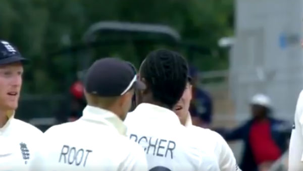 இங்கிலாந்து தடுமாற்றம்