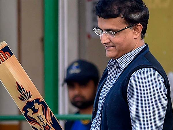 கிண்டலடித்தார்