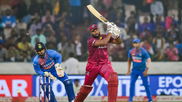 பொல்லார்டு டக் அவுட் 