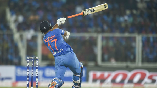 நம்பிக்கை தரும் ஸ்ரேயாஸ் ஐயர், பந்த் 