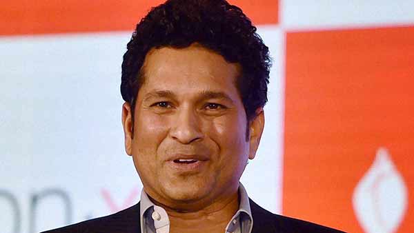 சச்சின் முதல் இடம் சச்சின் முதல் இடம்