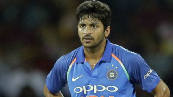 2 ஓவர்களில் 7 ரன்கள் 2 ஓவர்களில் 7 ரன்கள்