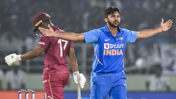 வந்தார் தாக்குர்