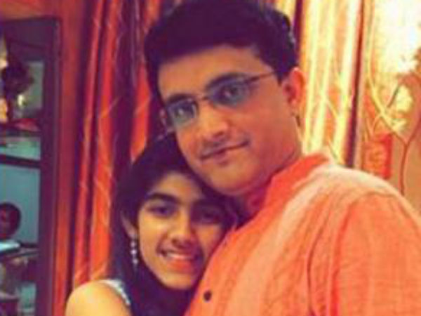 பகல் - இரவு போட்டி