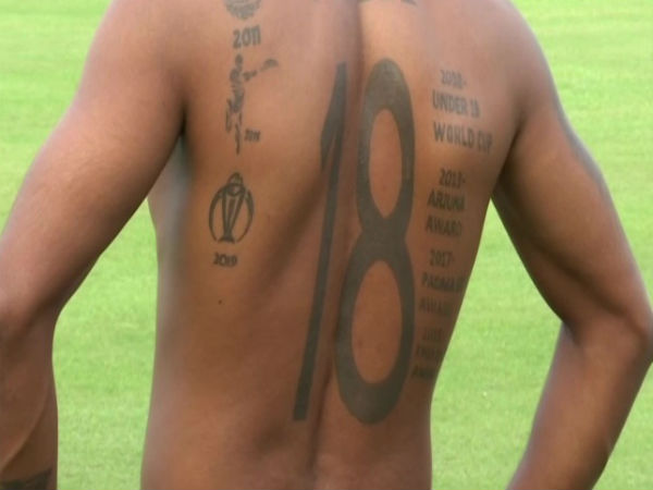 கோலியின் முகம், ஜெர்சி எண் 