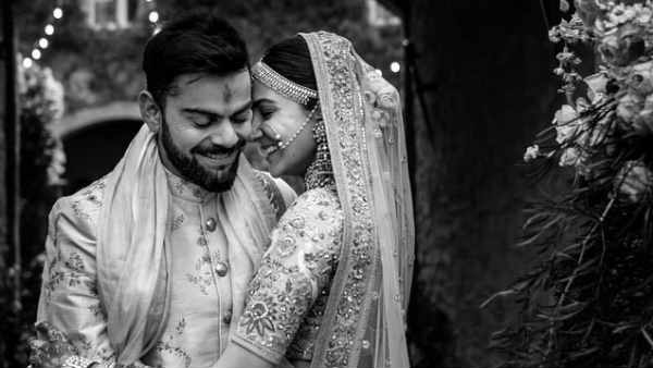  மனைவிக்கு பரிசளித்த விராட் கோலி 