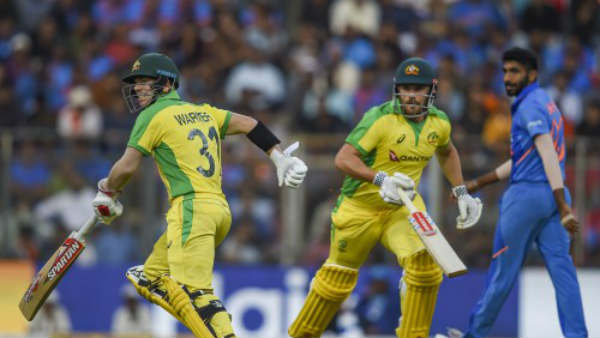 முதல் போட்டியில் இந்தியா தோல்வி 