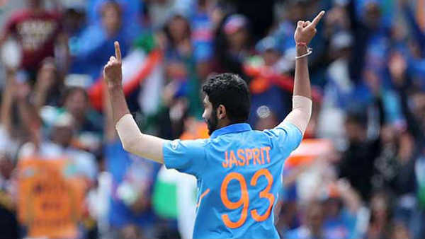 4 ஓவர்களுக்கு 45 ரன்கள் 