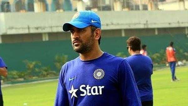 பெயர் இல்லை